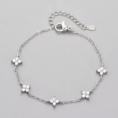 Lucky Clover Crystal Bracelet - Moiko